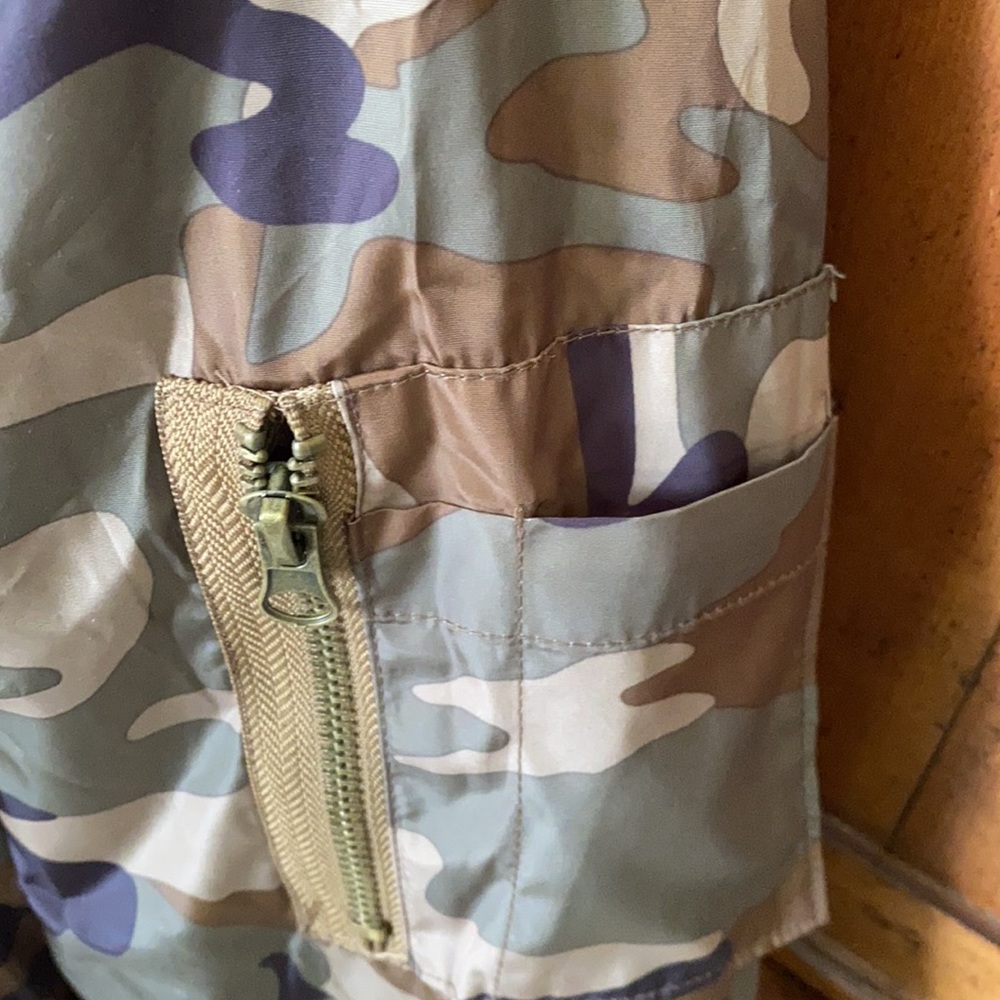 COPY - Windbreaker Camouflage Print Jacket - Picture 4 of 10